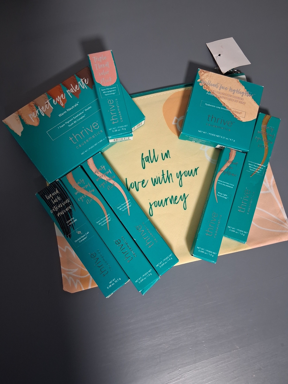Thrive Causemetics Makeup Set